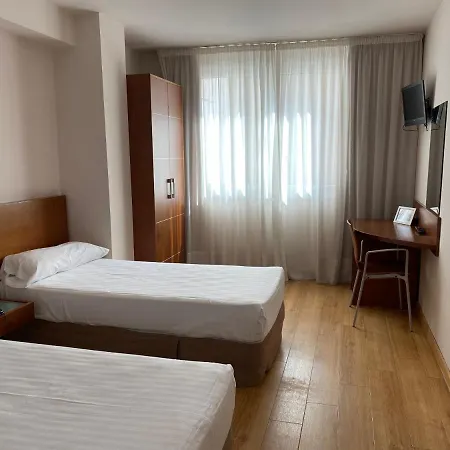 Duerming Longoria Plaza Hotel Oviedo Buitenkant foto